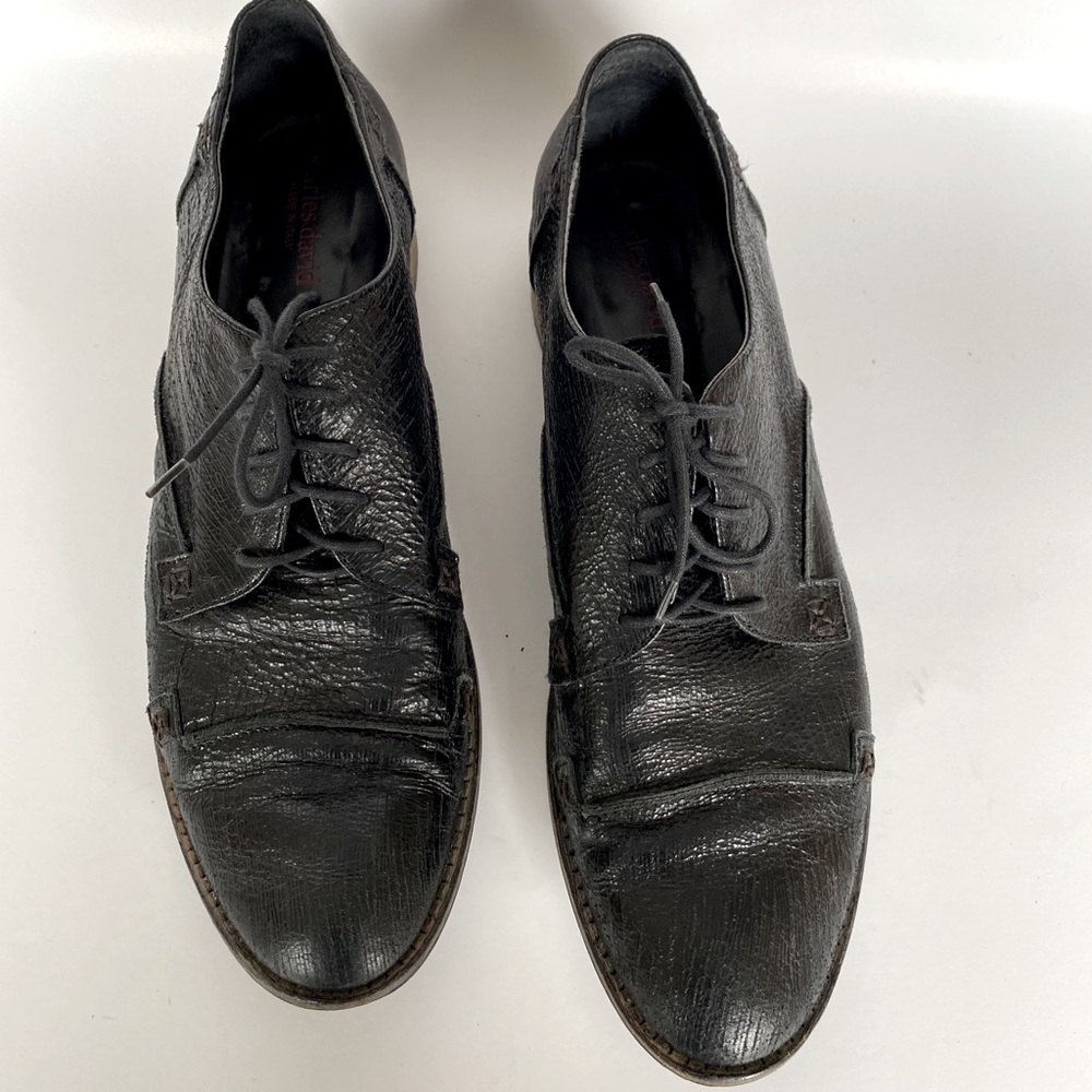 Charles David lace up black leather shoes